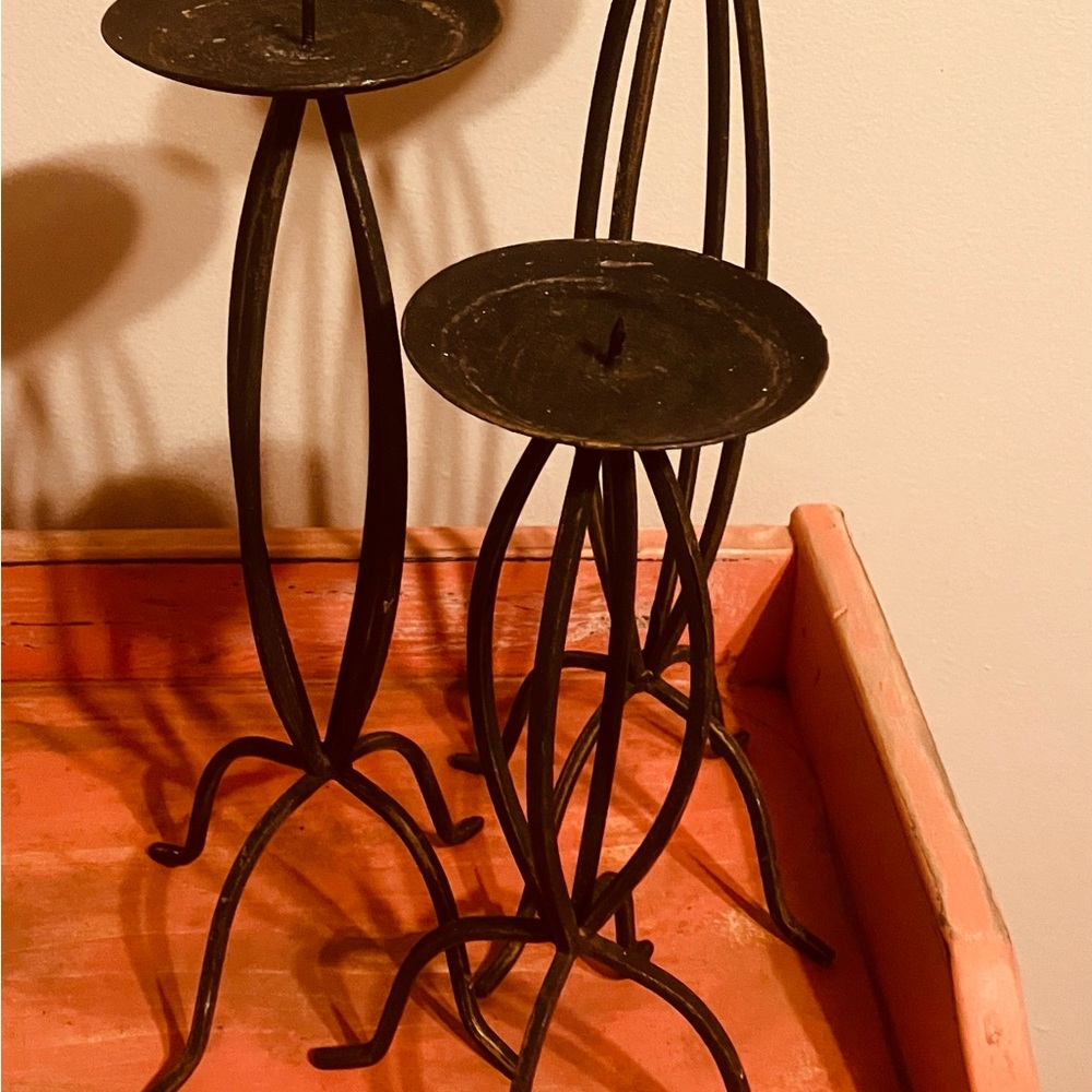 Metal candle holders set